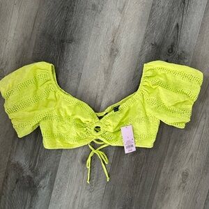 🌻 NWT Lace-Up Eyelet Crop Top 🌻